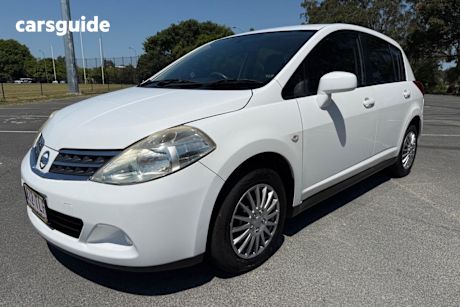 White 2011 Nissan Tiida Hatch ST F