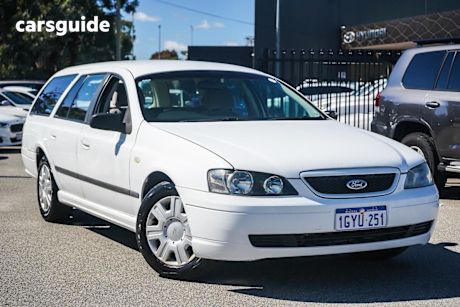 White 2004 Ford Falcon Wagon Xt