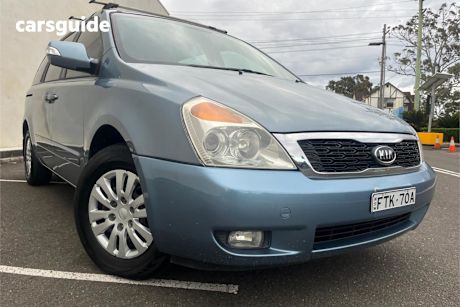 Blue 2011 Kia Grand Carnival Wagon Platinum
