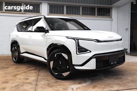 White 2025 Kia EV5 SUV GT-LINE 4WD