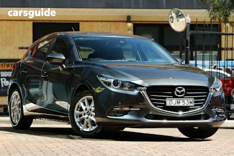 Grey 2016 Mazda 3 Hatchback Maxx