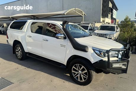 White 2019 Toyota Hilux Ute Tray SR5 4X4