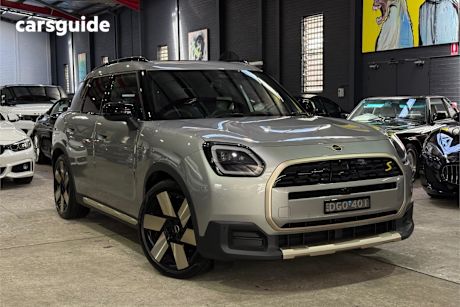 Silver 2024 Mini Countryman SUV SE CLASSIC 4WD