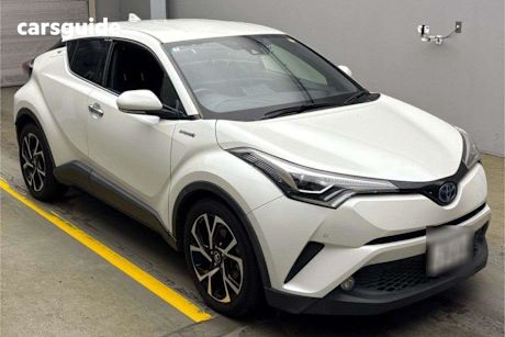 White 2018 Toyota C-HR SUV G LED EDITION
