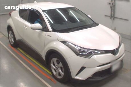 White 2019 Toyota C-HR SUV S LED PACKAGE