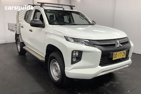 White 2021 Mitsubishi Triton Double Cab Pick Up Glx (4X2)