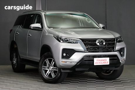 Silver 2025 Toyota Fortuner Wagon Gxl