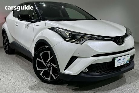 White 2019 Toyota C-HR SUV KOBA F