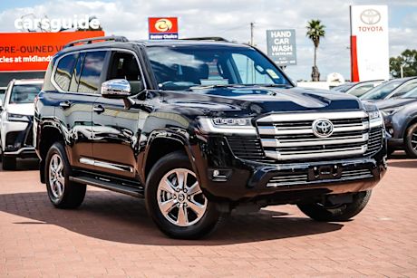 Black 2024 Toyota Landcruiser Wagon Lc300 Sahara (4X4)