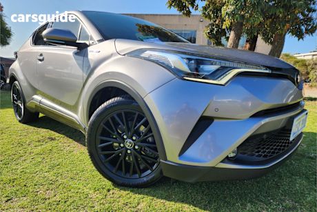 Silver 2017 Toyota C-HR Wagon Koba (Awd)
