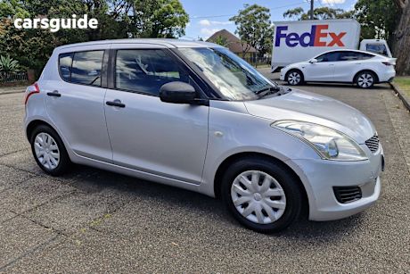Silver 2011 Suzuki Swift Hatch GA F