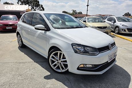 White 2016 Volkswagen Polo Hatchback 81 Tsi Comfortline
