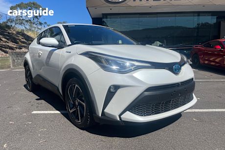 White 2022 Toyota C-HR SUV KOBA F