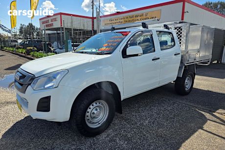 White 2017 Isuzu D-MAX Ute Tray SX 4X4