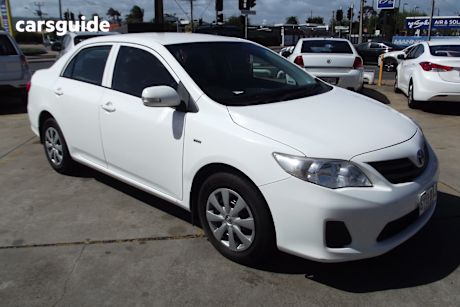 White 2011 Toyota Corolla Sedan Ascent