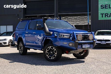 Blue 2019 Toyota Hilux Ute Tray SR5 4X4