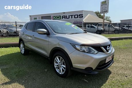 Silver 2017 Nissan Qashqai Wagon St (4X2)