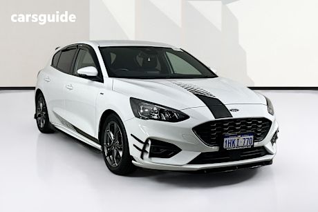White 2021 Ford Focus Hatchback St-Line