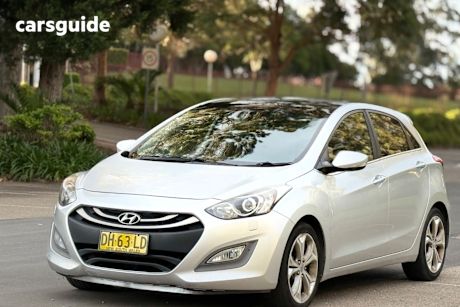 Silver 2013 Hyundai I30 Hatchback Premium 1.6 Crdi