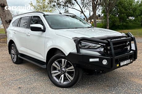 White 2023 Isuzu MU-X SUV LS-T 4X4