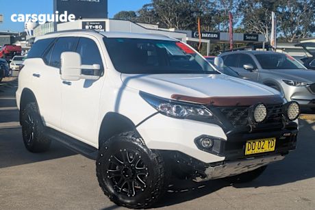 White 2018 Toyota Fortuner Wagon Gxl