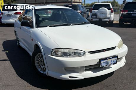 White 2001 Mitsubishi Lancer Coupe GLI