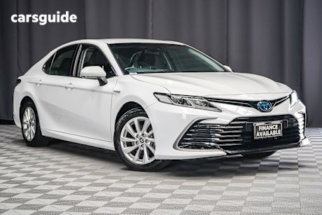 White 2023 Toyota Camry Sedan Ascent Hybrid