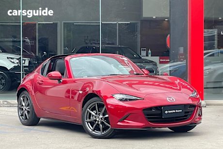 Red 2017 Mazda MX-5 Roadster Gt