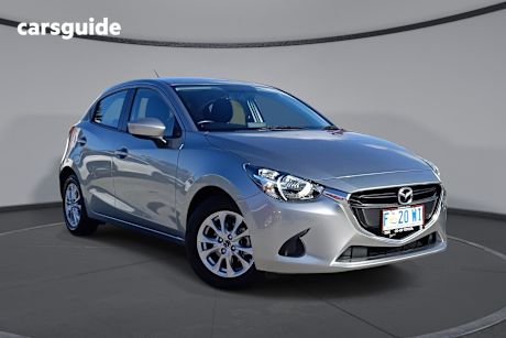 Silver 2016 Mazda 2 Hatchback Maxx