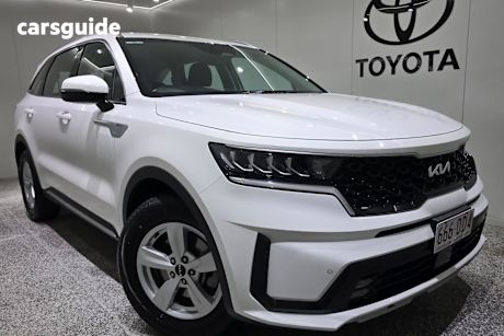White 2023 Kia Sorento Wagon S 7 Seat