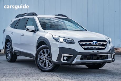 White 2024 Subaru Outback Wagon Awd