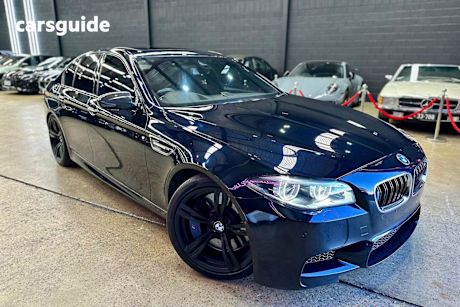 2015 BMW M5 Sedan R