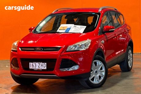 Red 2015 Ford Kuga Wagon Ambiente (Fwd)