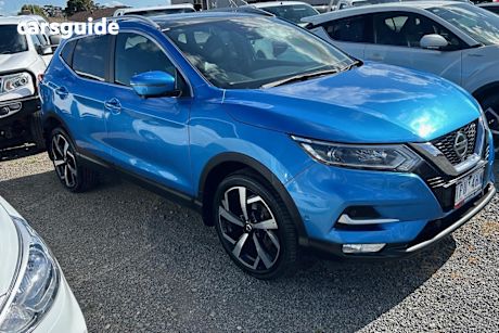 Blue 2018 Nissan Qashqai Wagon Ti