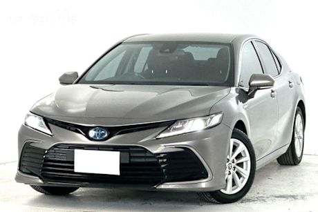 Silver 2021 Toyota Camry Sedan ASCENT F