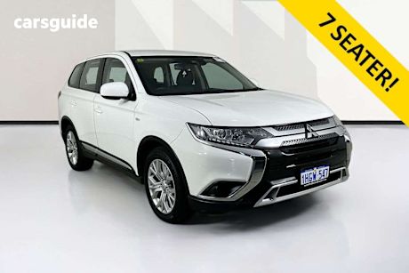 White 2021 Mitsubishi Outlander Wagon Es 7 Seat (2Wd)