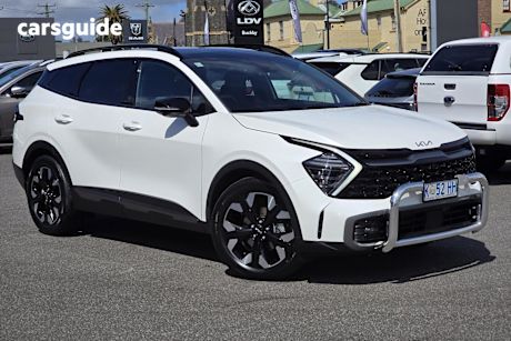 White 2022 Kia Sportage SUV GT-LINE 4WD