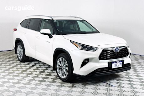 White 2021 Toyota Kluger Wagon Grande Hybrid Awd