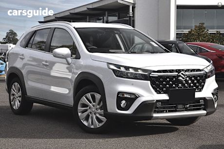 White 2025 Suzuki S-Cross SUV