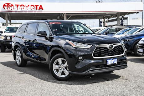 Black 2021 Toyota Kluger SUV GX F