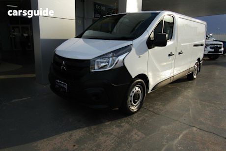 White 2020 Mitsubishi Express Van Glx Lwb