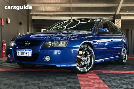 Blue 2005 Holden Commodore Sedan SS R
