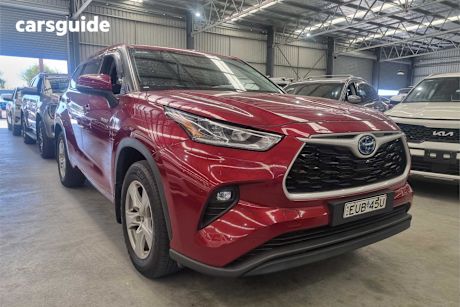 Red 2022 Toyota Kluger SUV GX 4X4