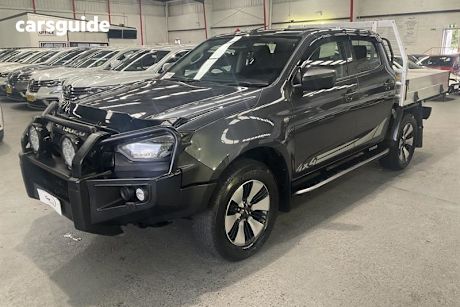 Grey 2022 Isuzu D-MAX Crew Cab Chassis Sx (4X4)