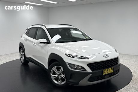 White 2022 Hyundai Kona SUV ACTIVE F