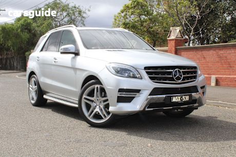 Silver 2013 Mercedes-Benz ML350 Wagon Cdi Bluetec (4X4)