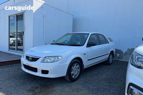 White 2002 Mazda 323 Sedan PROTEGE F