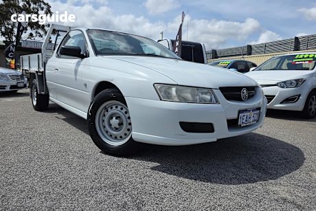 White 2005 Holden One Tonner Ute Tray R