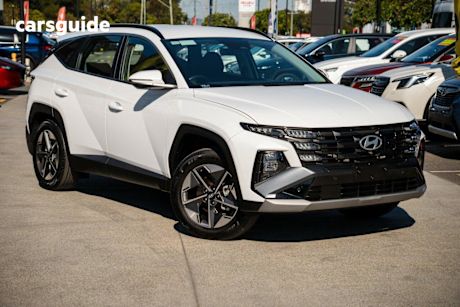 White 2024 Hyundai Tucson Wagon (Fwd)