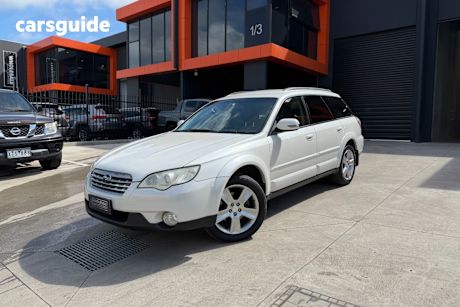 White 2009 Subaru Outback Wagon 2.5I